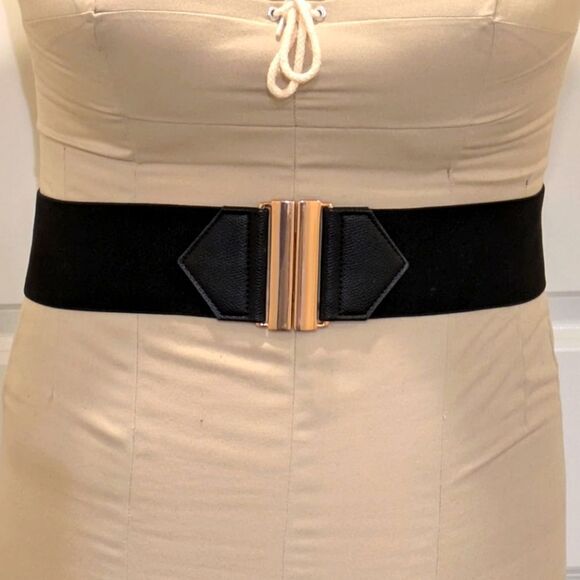 3/$30 EUC Y2K H&M 32" Stretch Belt with Faux Leather Details and Gold Buckle - Picture 1 of 5